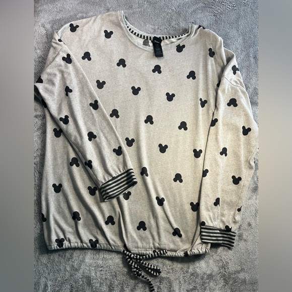 Disney Tops - Disney Cream Crewneck Sweatshirt with Black Mickey Head Print